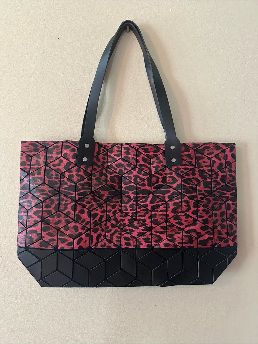 NWOT Patrizia Luca Red Leopard Print Tote with Black Geometric Base